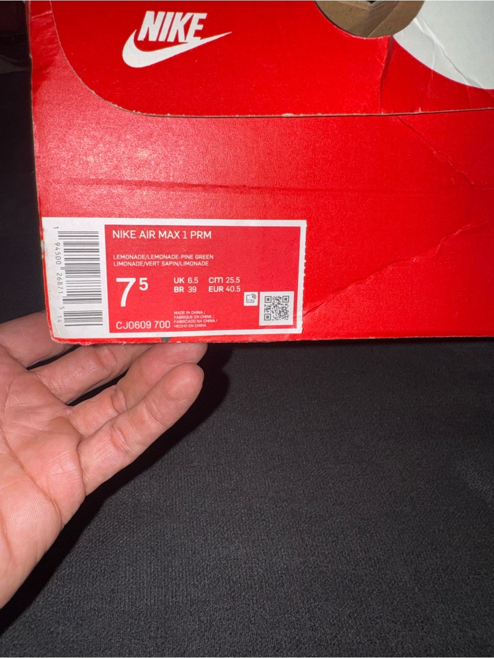 Nike Air Max 1 PRM Red and White Shoe Box